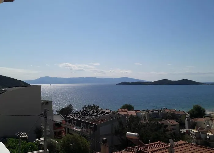 Upon The Hill Apartment *